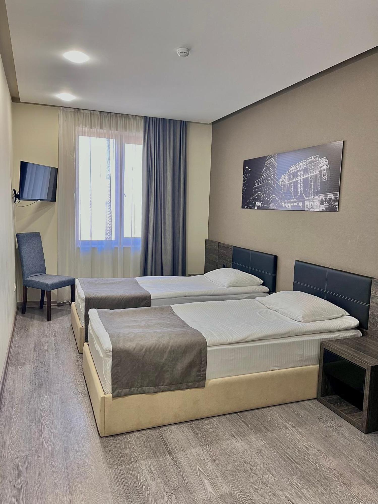 Bien Hotel Yerevan Exterior photo