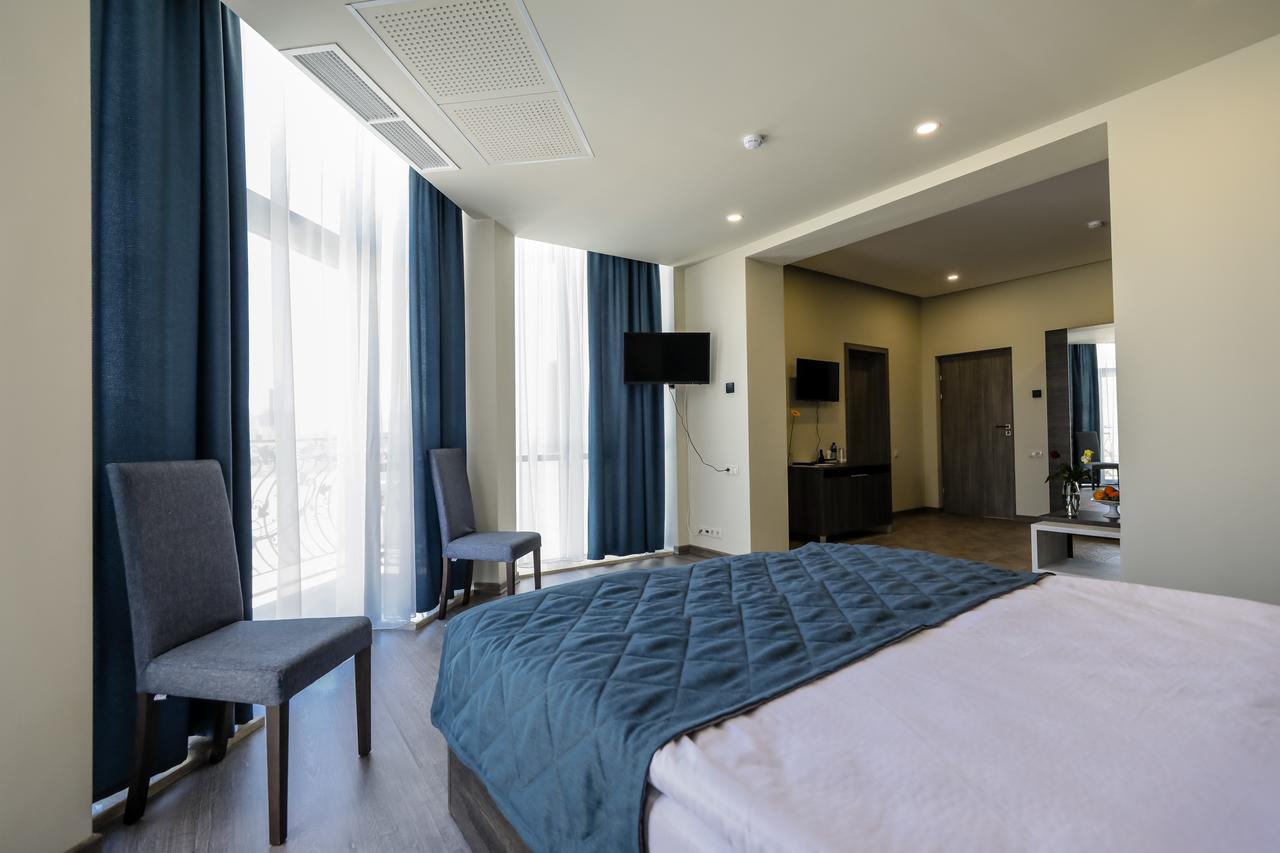Bien Hotel Yerevan Exterior photo